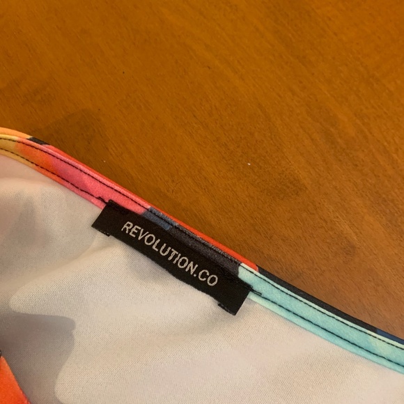 Colourful Tank fits like a 2X - Picture 6 of 6